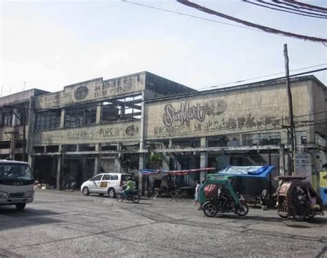shoe mart manila.